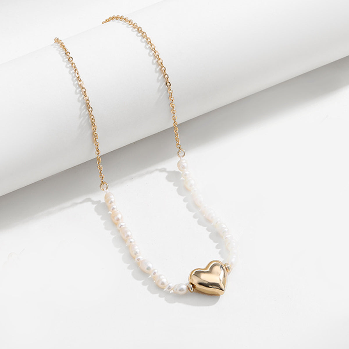 Gold-plated Pearl Chain Heart Pendant Necklace